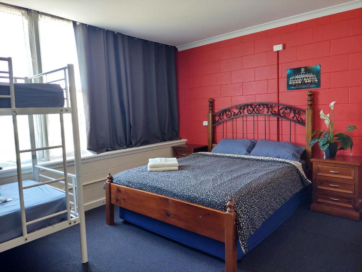 Port Adelaide Backpackers Exterior foto