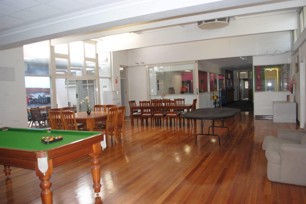 Port Adelaide Backpackers Exterior foto