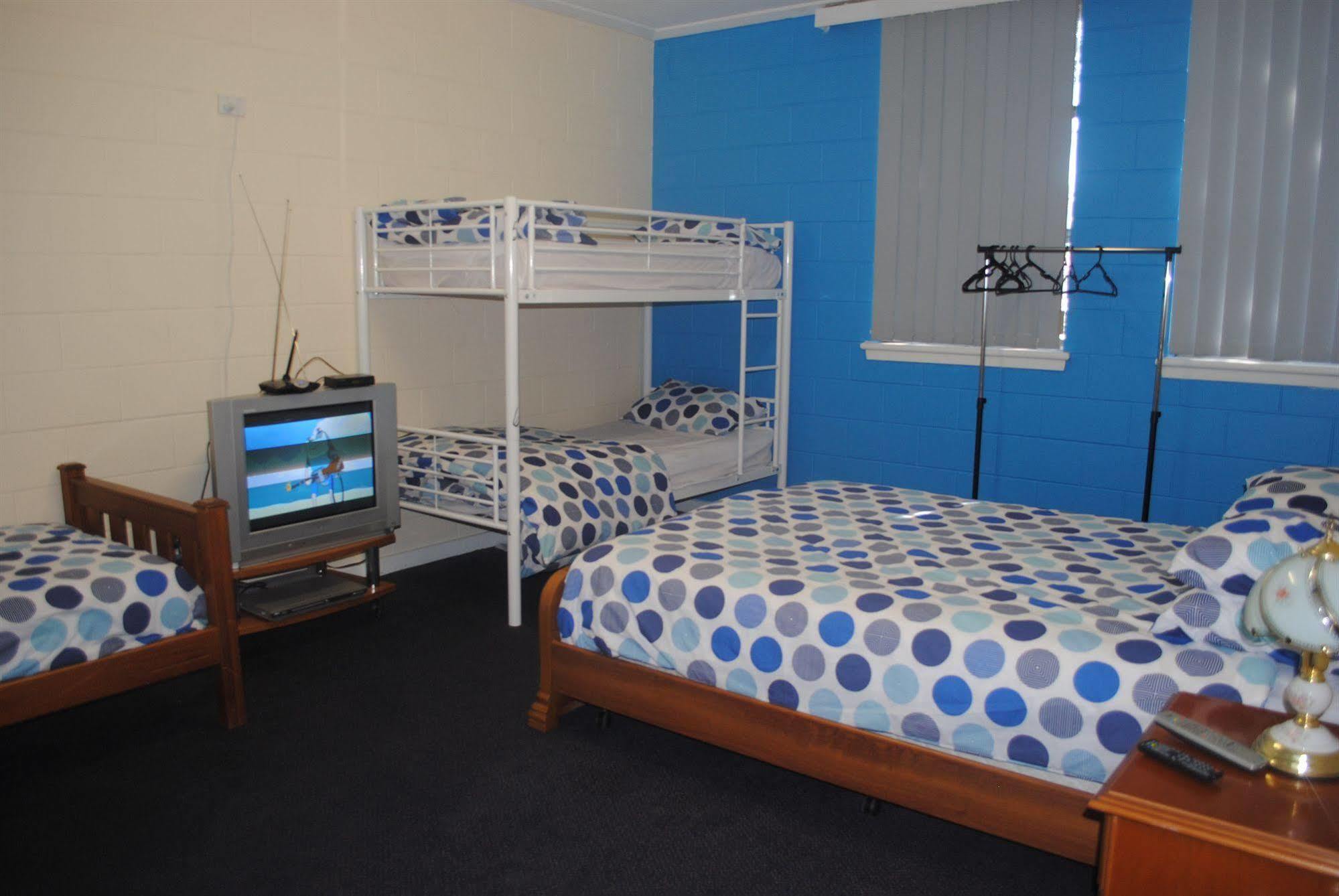 Port Adelaide Backpackers Exterior foto